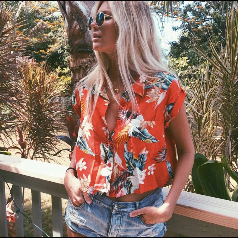 Billabong Red Tropical Floral Crop Top